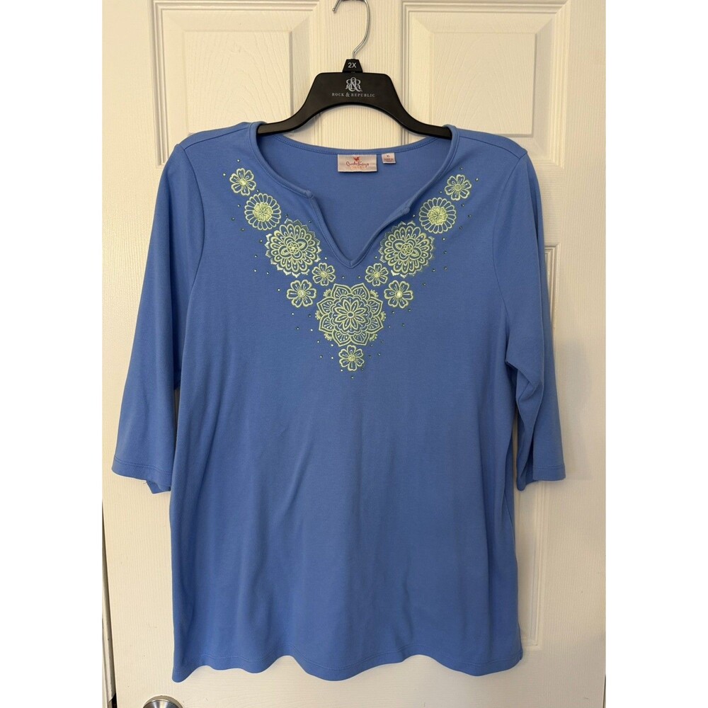 Great Cond. Quacker Factory green embroidered womens blue shirt top blouse XL